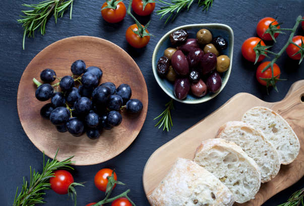 Why You Should Eat a Mediterranean Diet During the COVID-19 Era